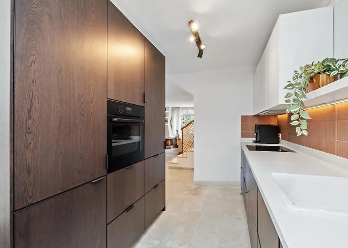 Casa Lena Town House With Pool * ネルハ