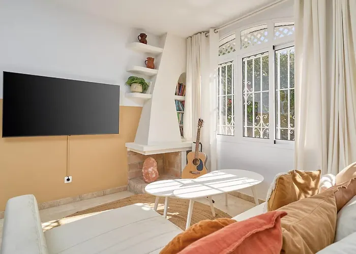 Casa Lena Town House With Pool ネルハ