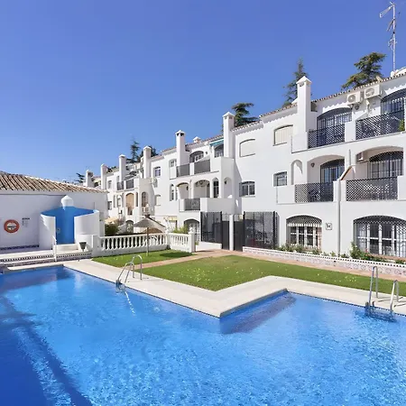 Casa Lena Town House With Pool Vakantiehuis