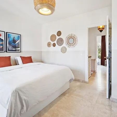Casa Lena Town House With Pool Vakantiehuis *