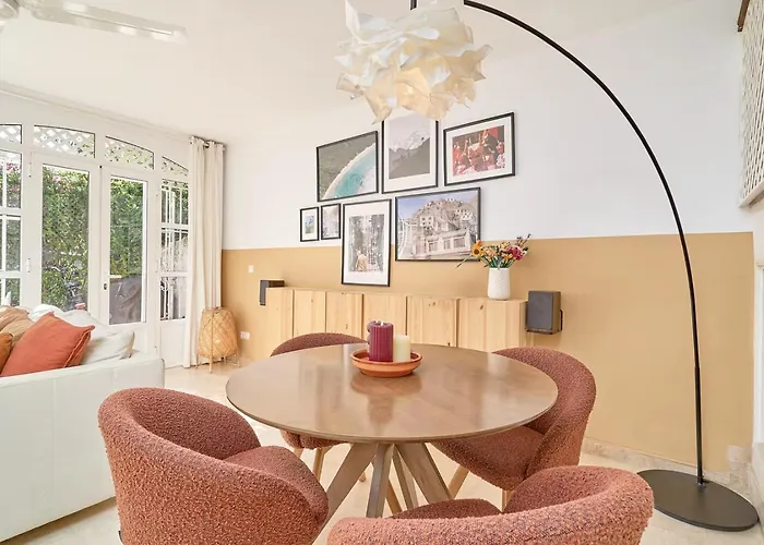 Casa Lena Town House With Pool بيت للعطل نيرخا