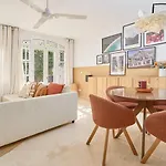 Casa Lena Town House With Pool 펜션 네르하