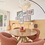 Casa Lena Town House With Pool 펜션 네르하